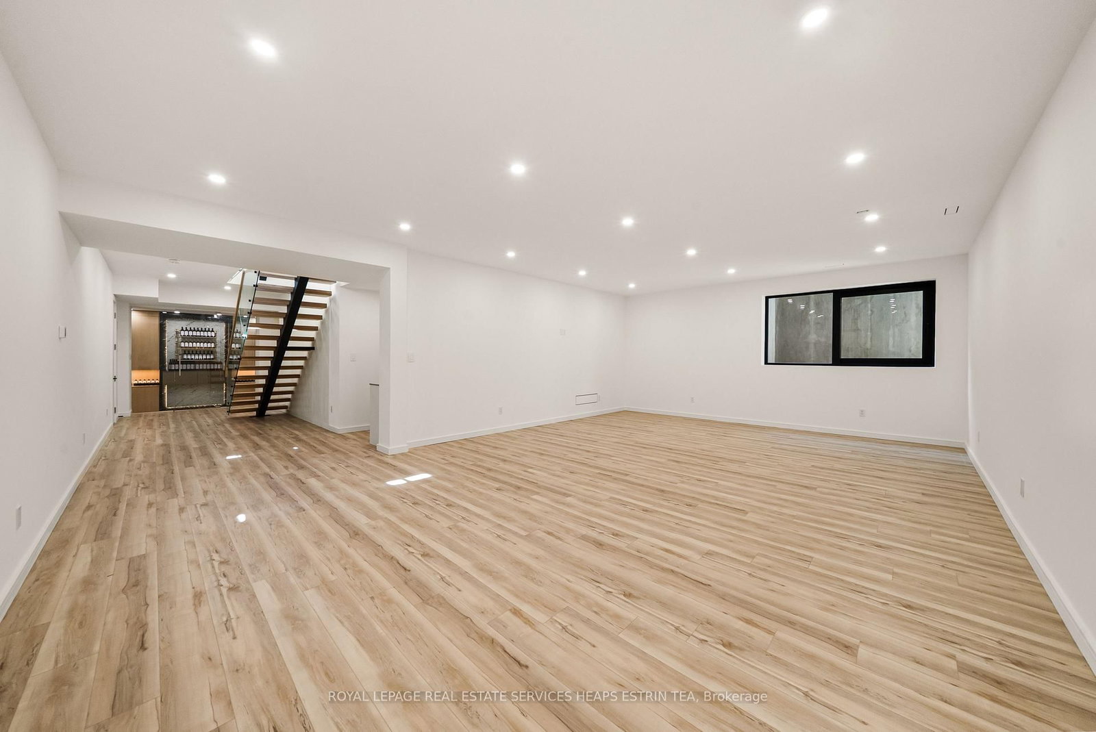 7 Lumley Avenue • Toronto, ON photo 38