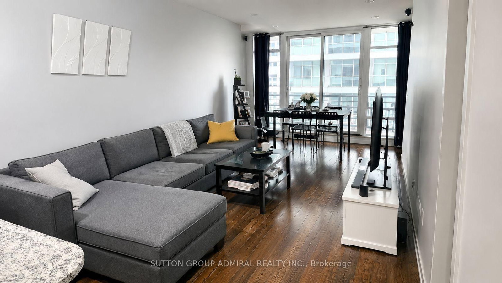 2191 Yonge Street • #3210 • Toronto, ON photo 4
