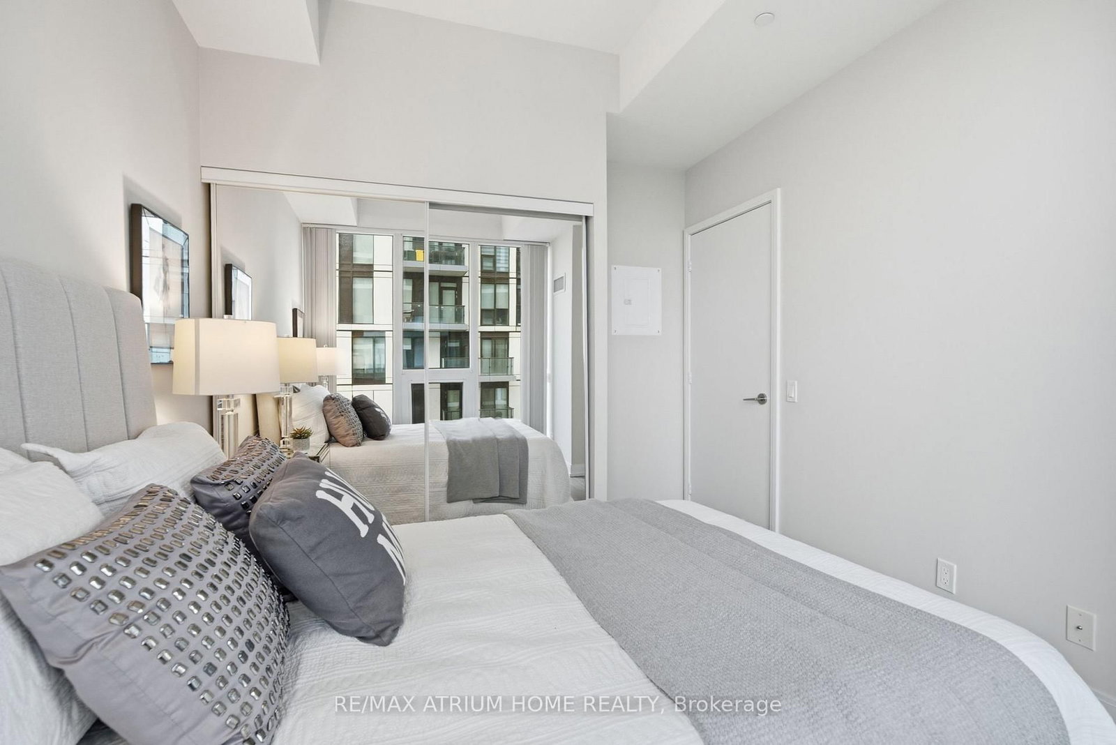 181 Dundas Street E • #3601 • Toronto, ON photo 18