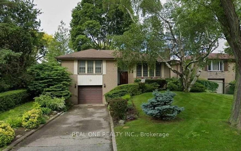 6 Fairhill Crescent