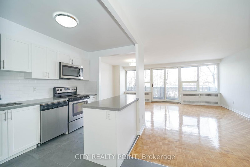 510 - 10 Shallmar Boulevard