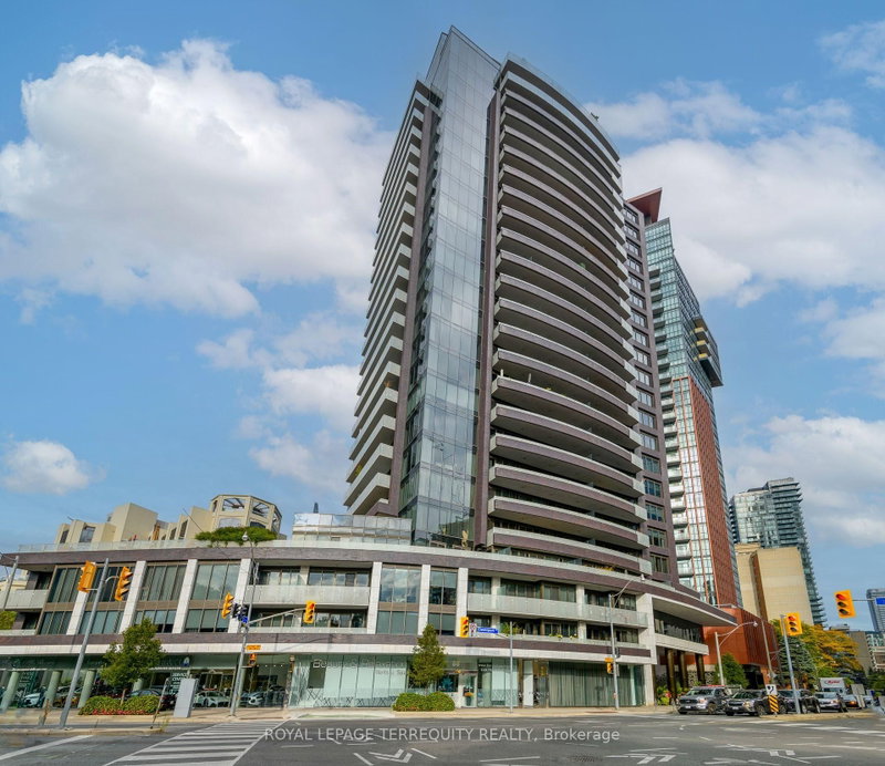 1704 - 88 Davenport Road