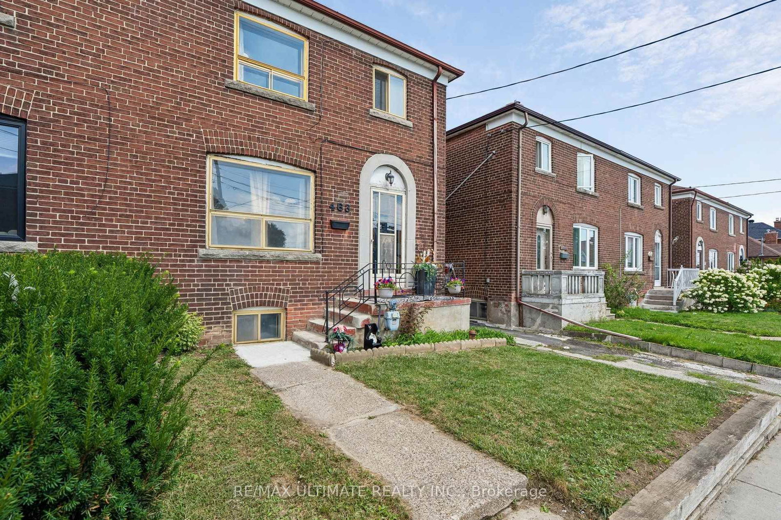 463 Oakwood Avenue • Toronto, ON photo 4