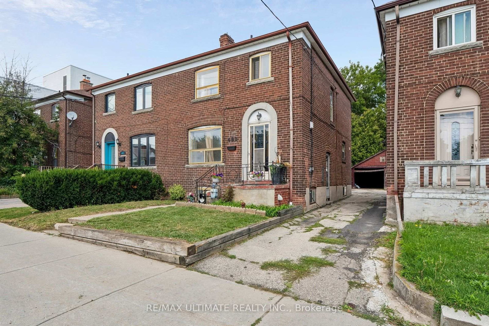 463 Oakwood Avenue • Toronto, ON photo 5