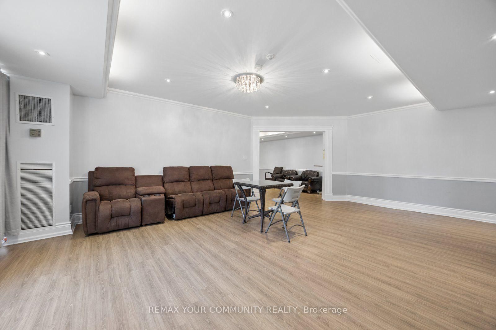 10 Tangreen Court • #804 • Toronto, ON photo 36