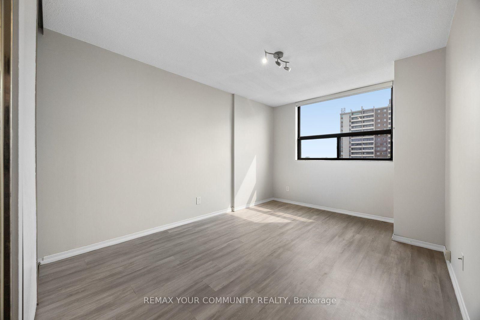 10 Tangreen Court • #804 • Toronto, ON photo 6