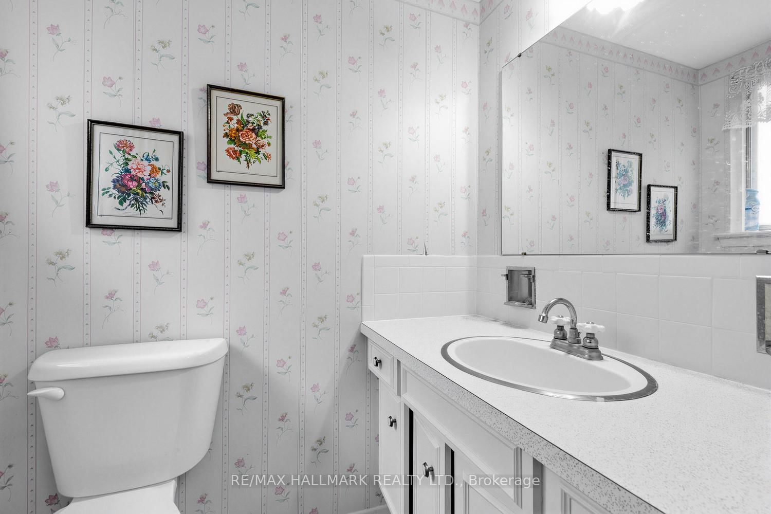 691 Conacher Drive • Toronto, ON photo 15