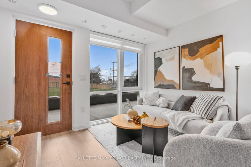 13 - 75 Curlew Drive S