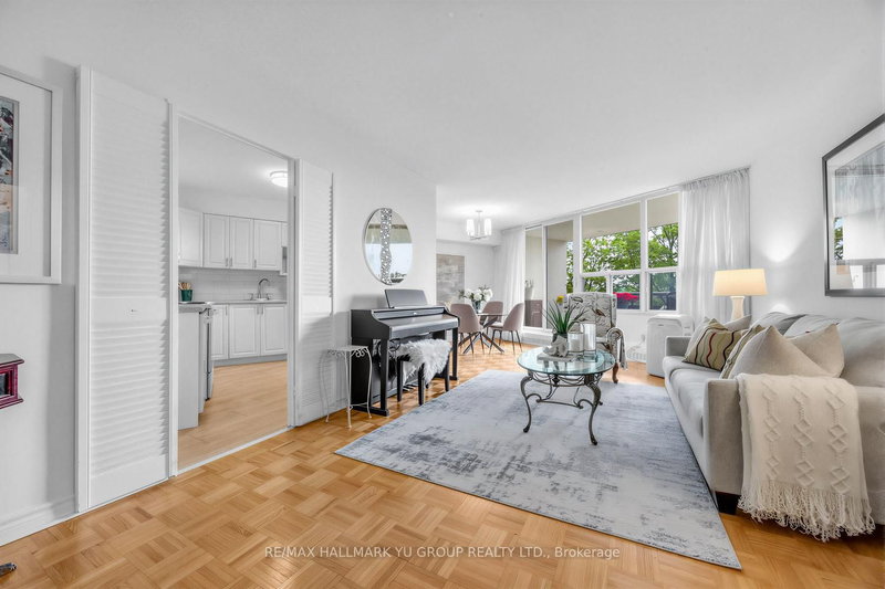 401 - 15 Vicora Linkway