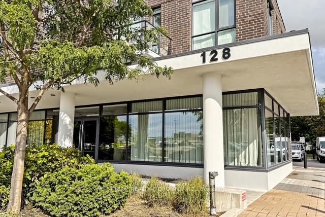 405 - 128 Fairview Mall Drive