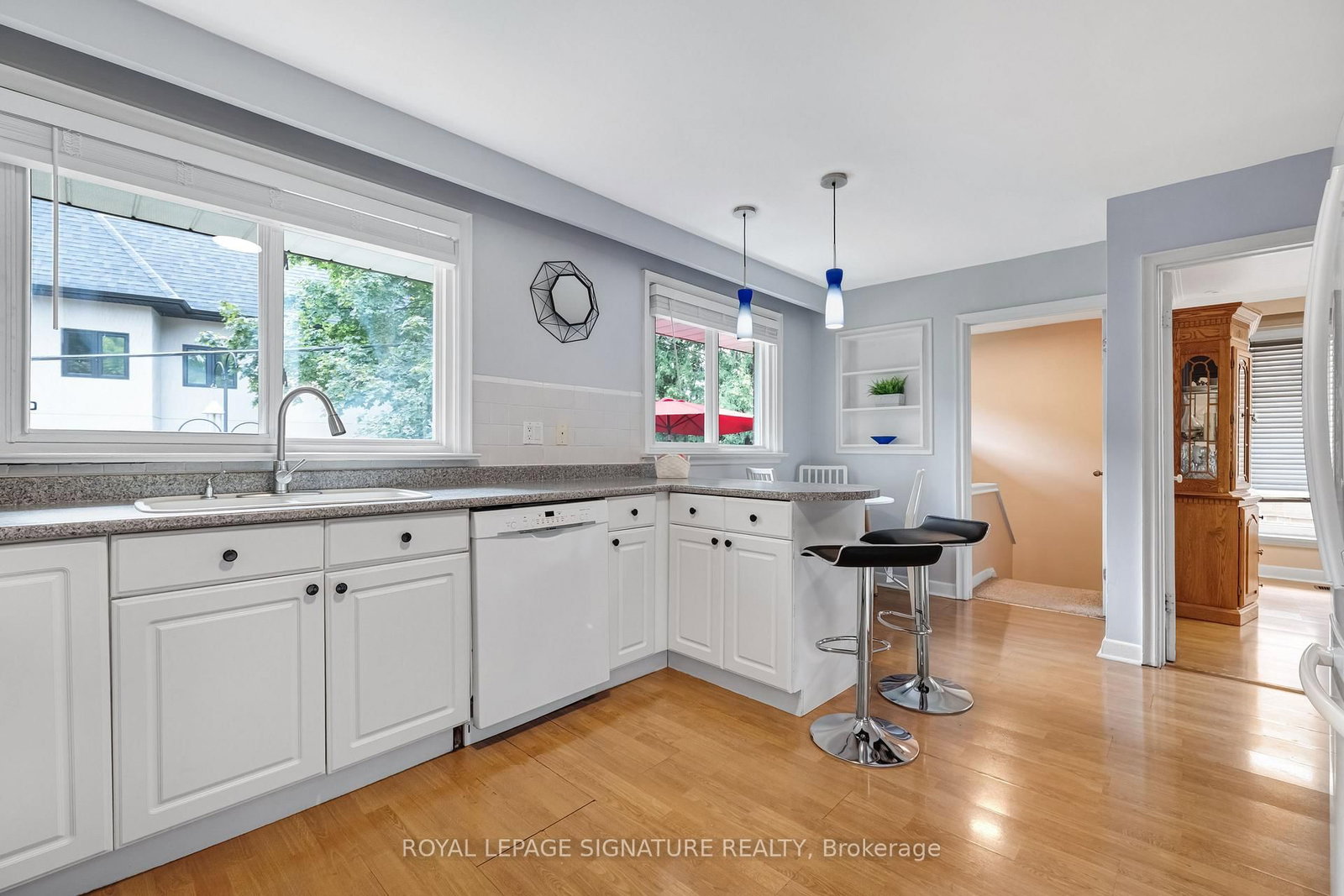 9 Bunty Lane • Toronto, ON photo 11