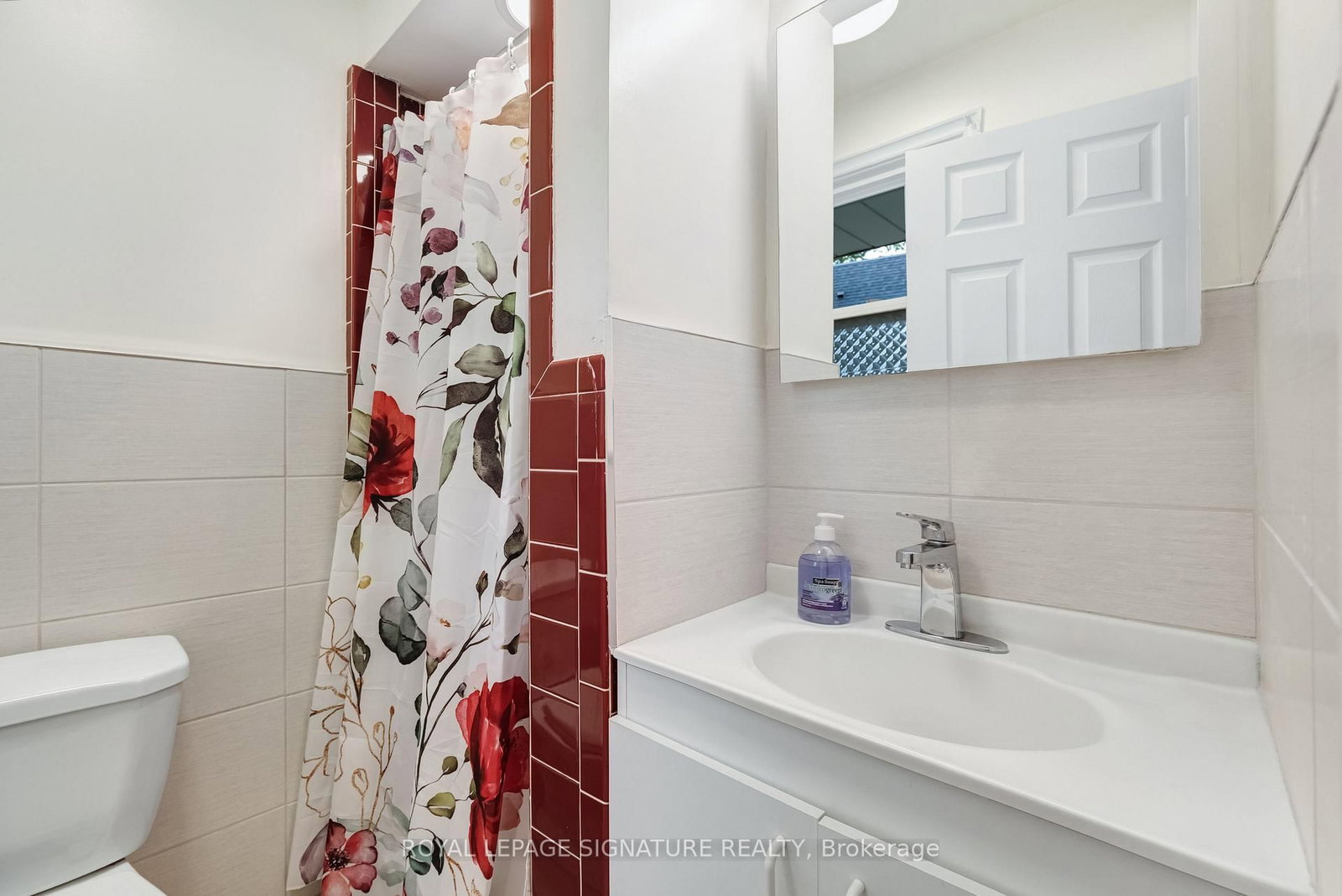 9 Bunty Lane • Toronto, ON photo 15