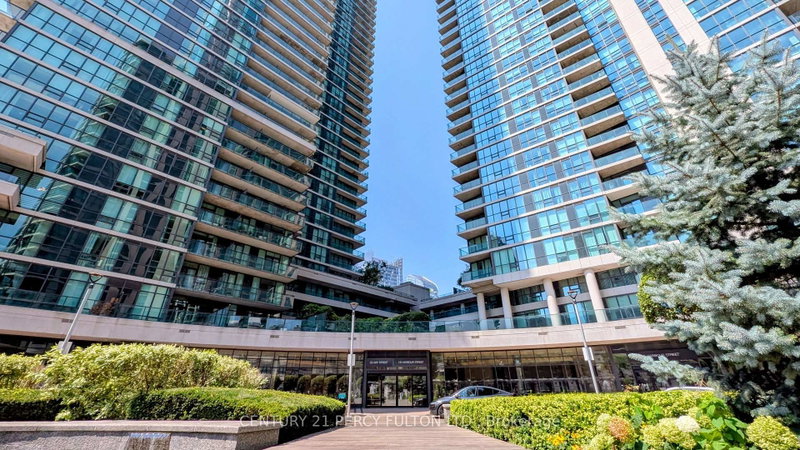 1303 - 33 Bay Street