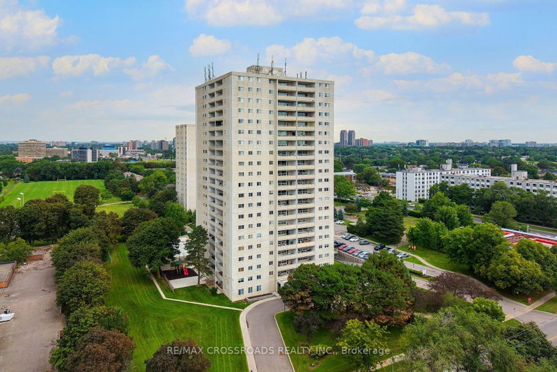 906 - 1350 York Mills Road