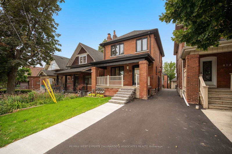 1 - 412 Glenholme Avenue