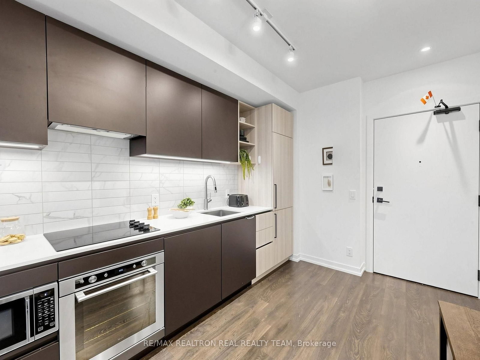 55 Mercer Street • #2807 • Toronto, ON photo 17
