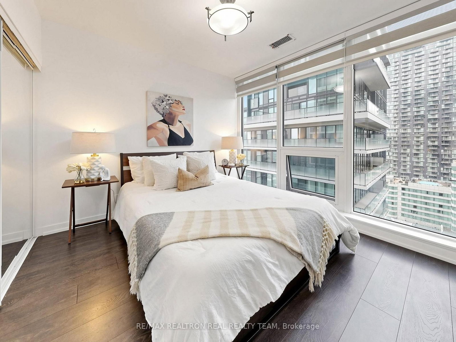 55 Mercer Street • #2807 • Toronto, ON photo 26