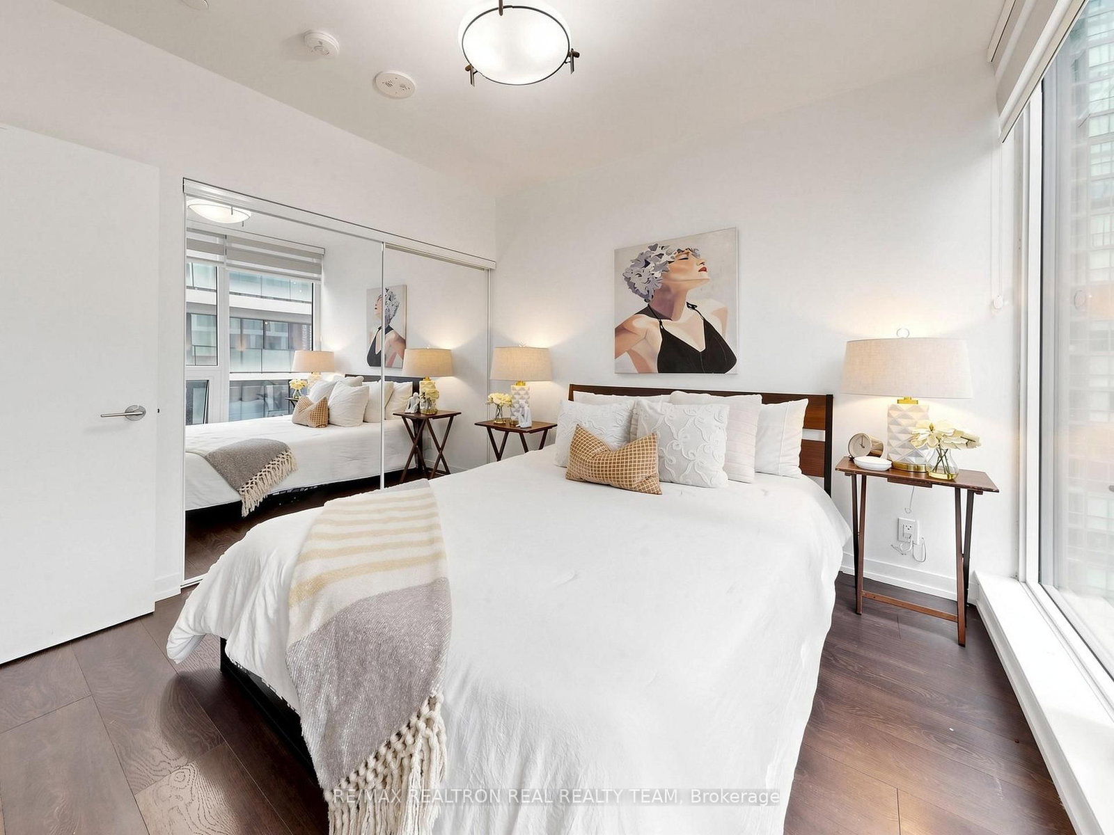 55 Mercer Street • #2807 • Toronto, ON photo 27