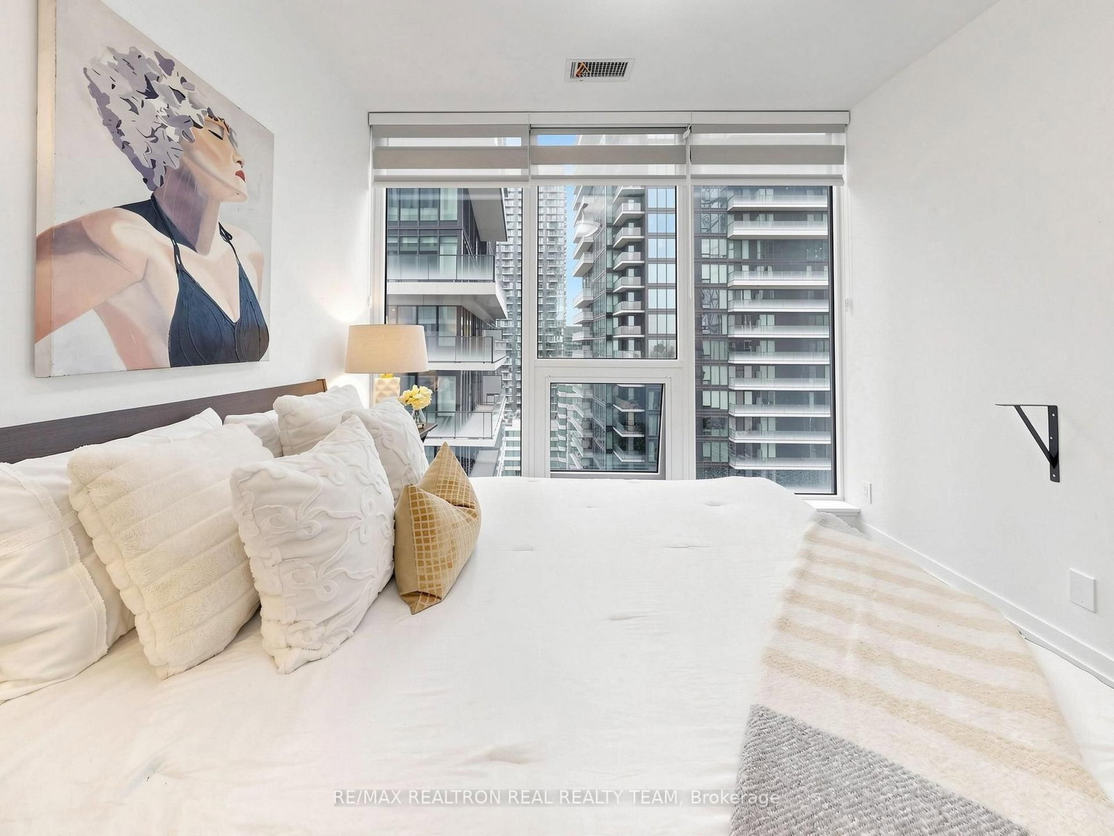 55 Mercer Street • #2807 • Toronto, ON photo 28