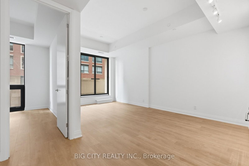 209 - 25 Frederick Todd Way