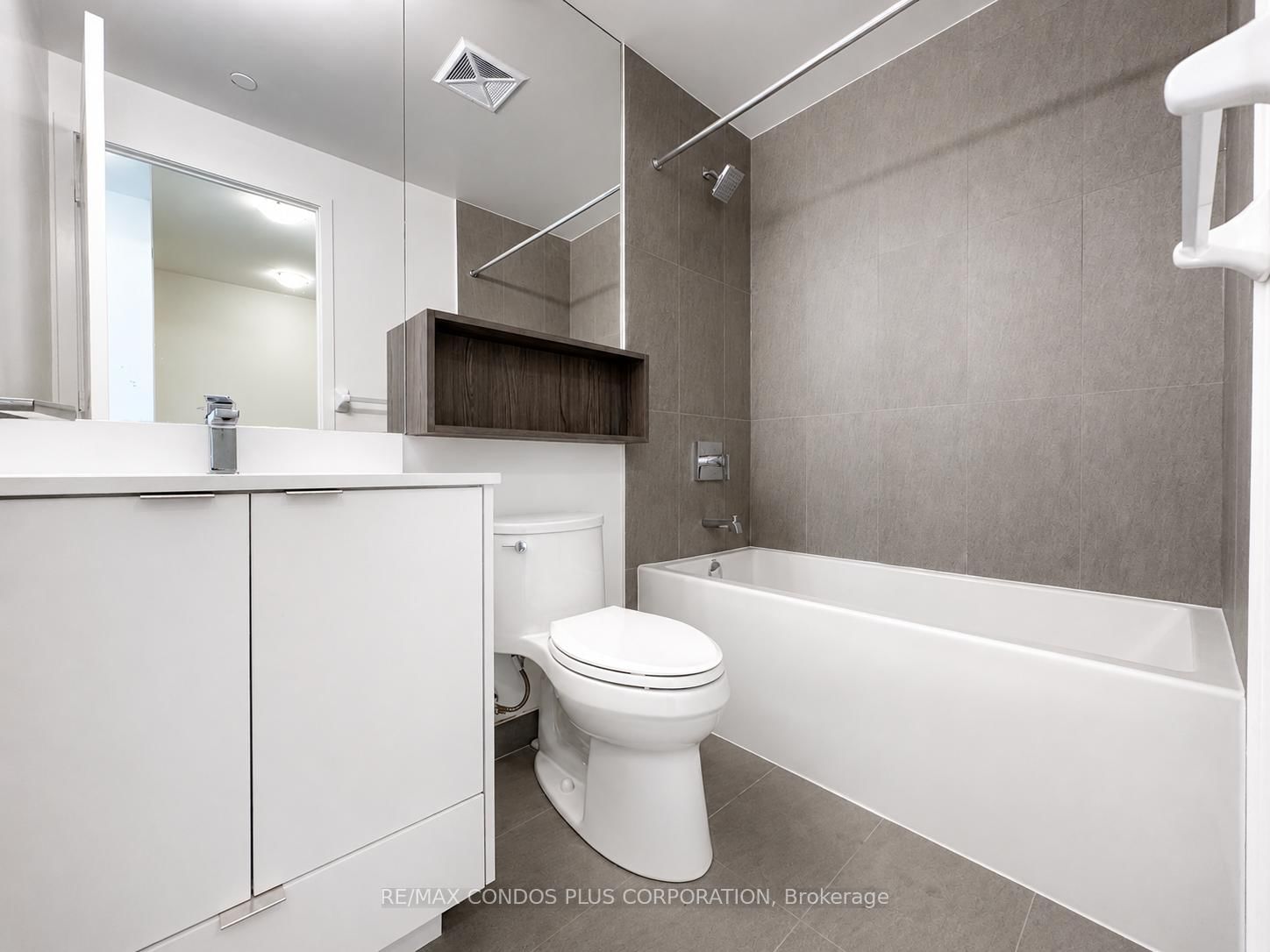 100 Dalhousie Street • #907 • Toronto, ON photo 9