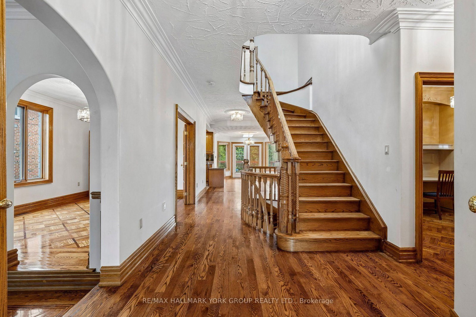 M/F&2/F - 185 Goulding Avenue, Toronto 5