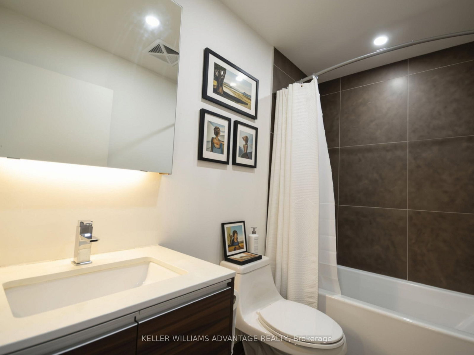 20 Minowan Miikan Lane • #610 • Toronto, ON photo 15