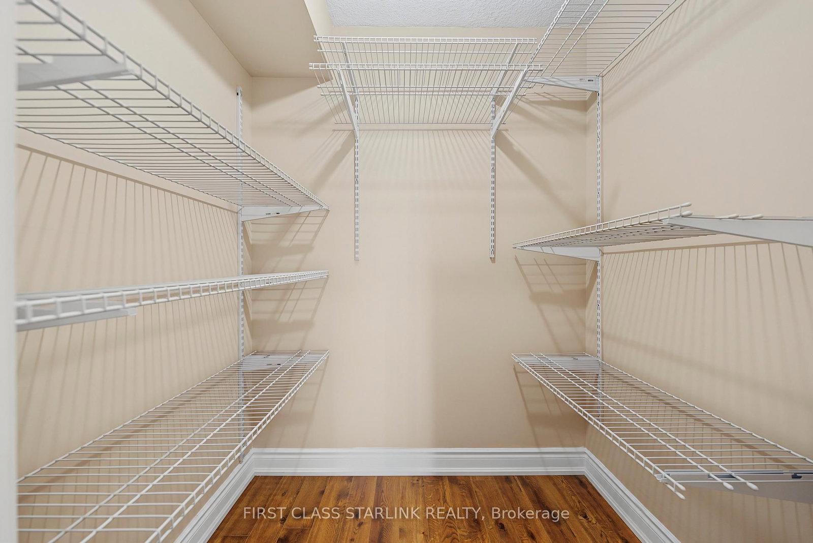 10 Tangreen Court • #1405 • Toronto, ON photo 12