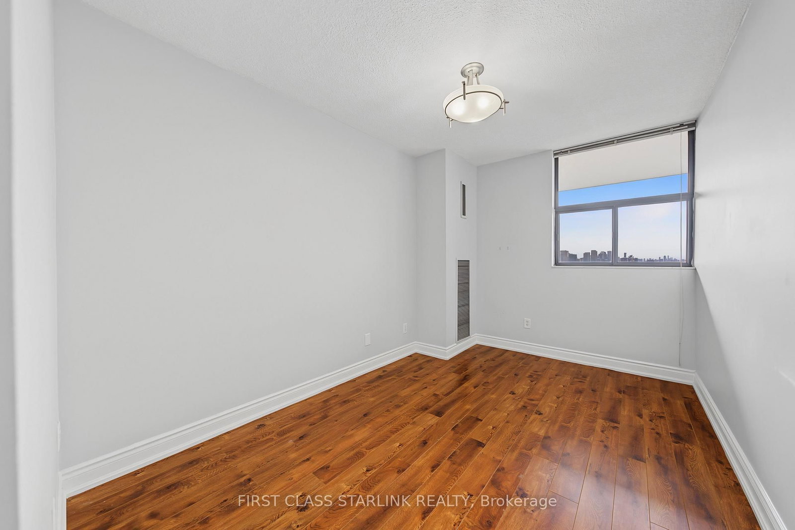 10 Tangreen Court • #1405 • Toronto, ON photo 15