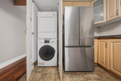 10 Tangreen Court • #1405 • Toronto, ON photo 9