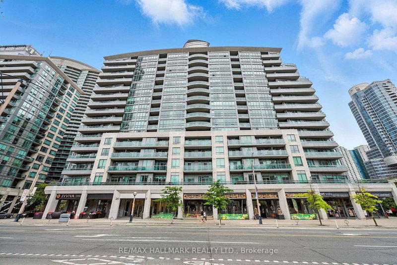 301 - 25 Lower Simcoe Street