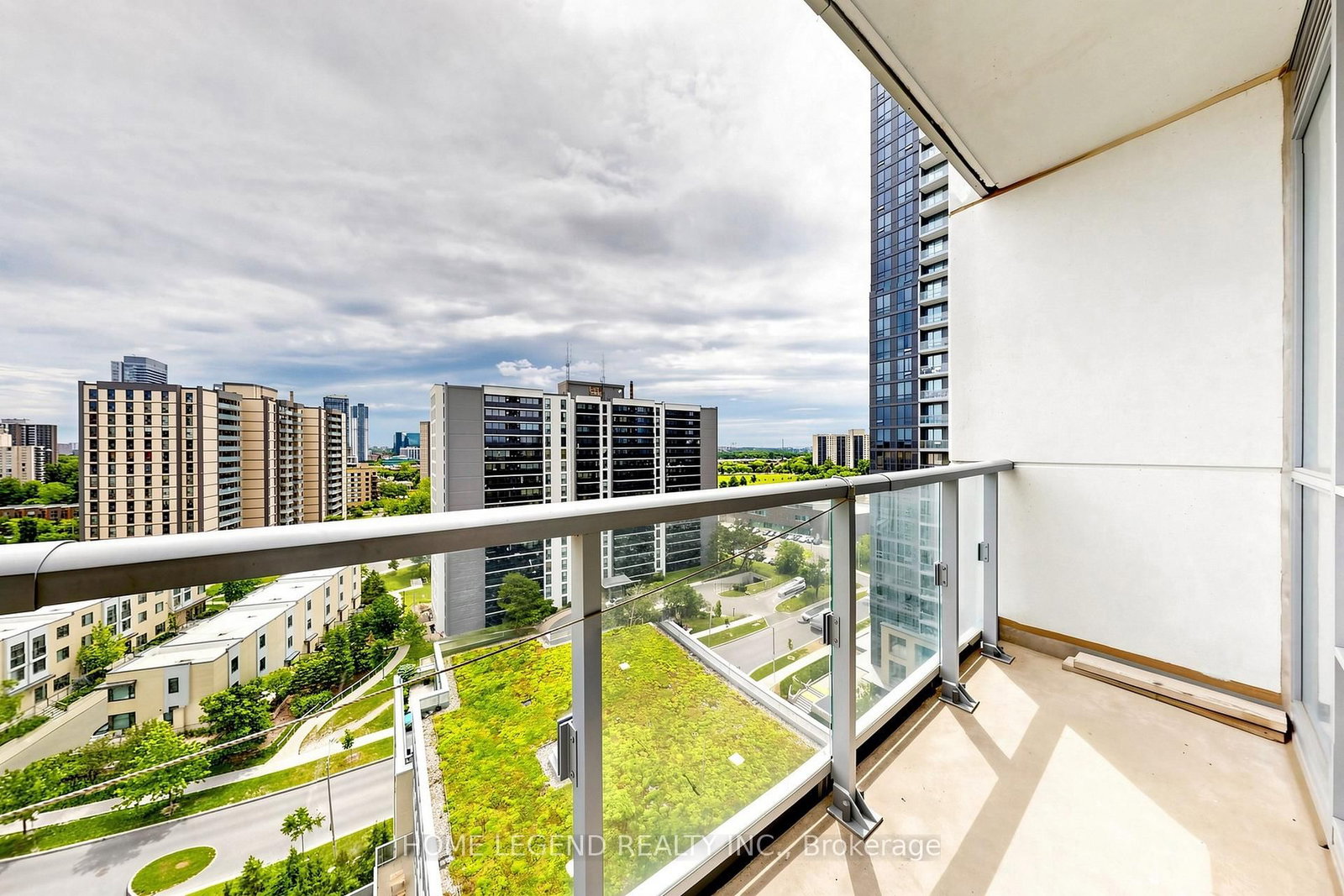 62 Forest Manor Road • #1104 • Toronto, ON photo 19