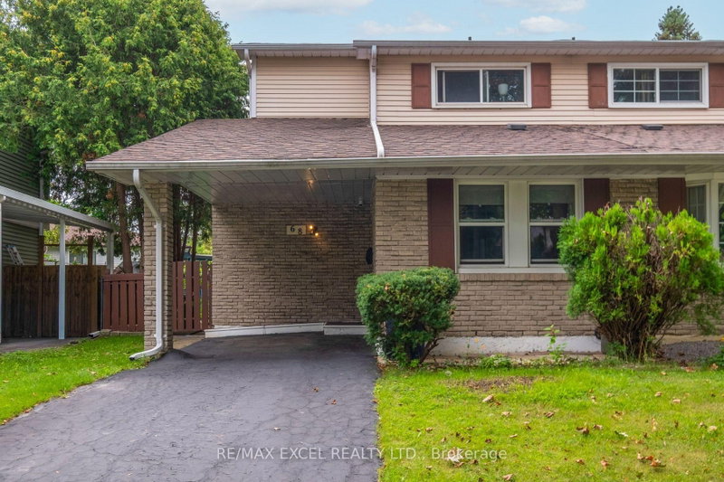 68 Applegate Crescent