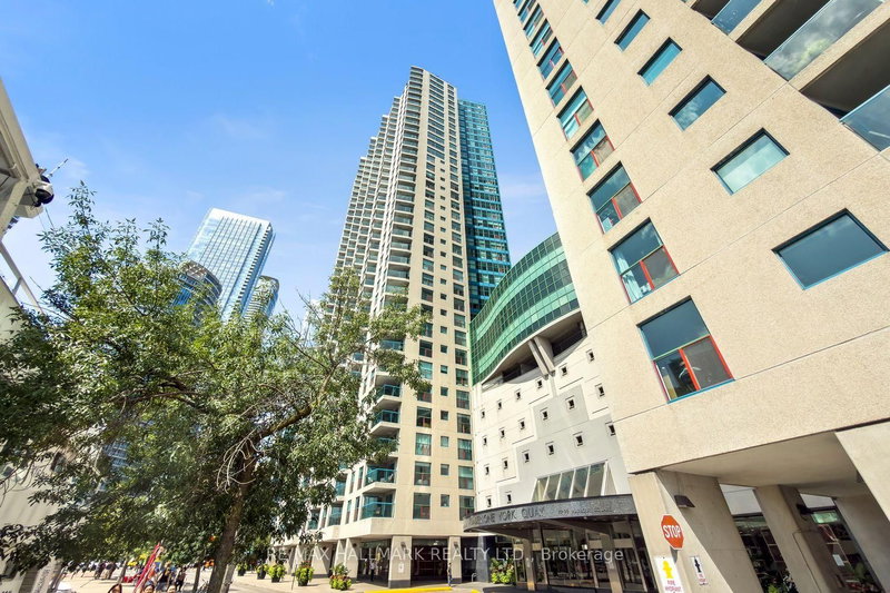 504 - 77 Harbour Square
