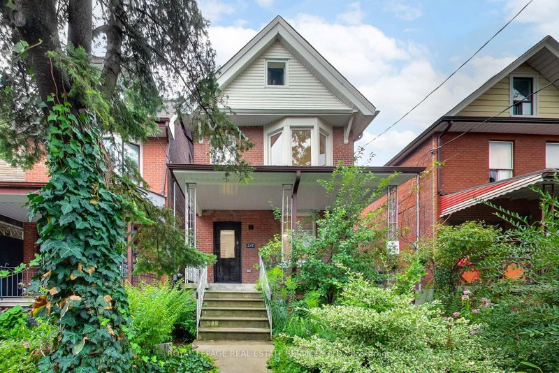 218 Montrose Avenue
