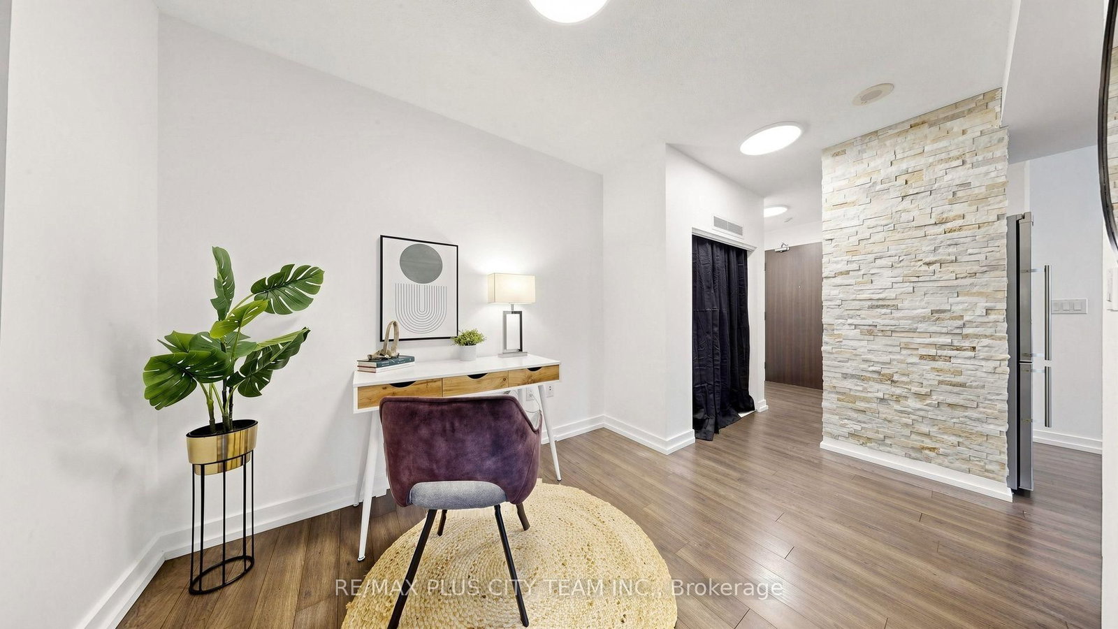 38 Dan Leckie Way • #1103 • Toronto, ON photo 18