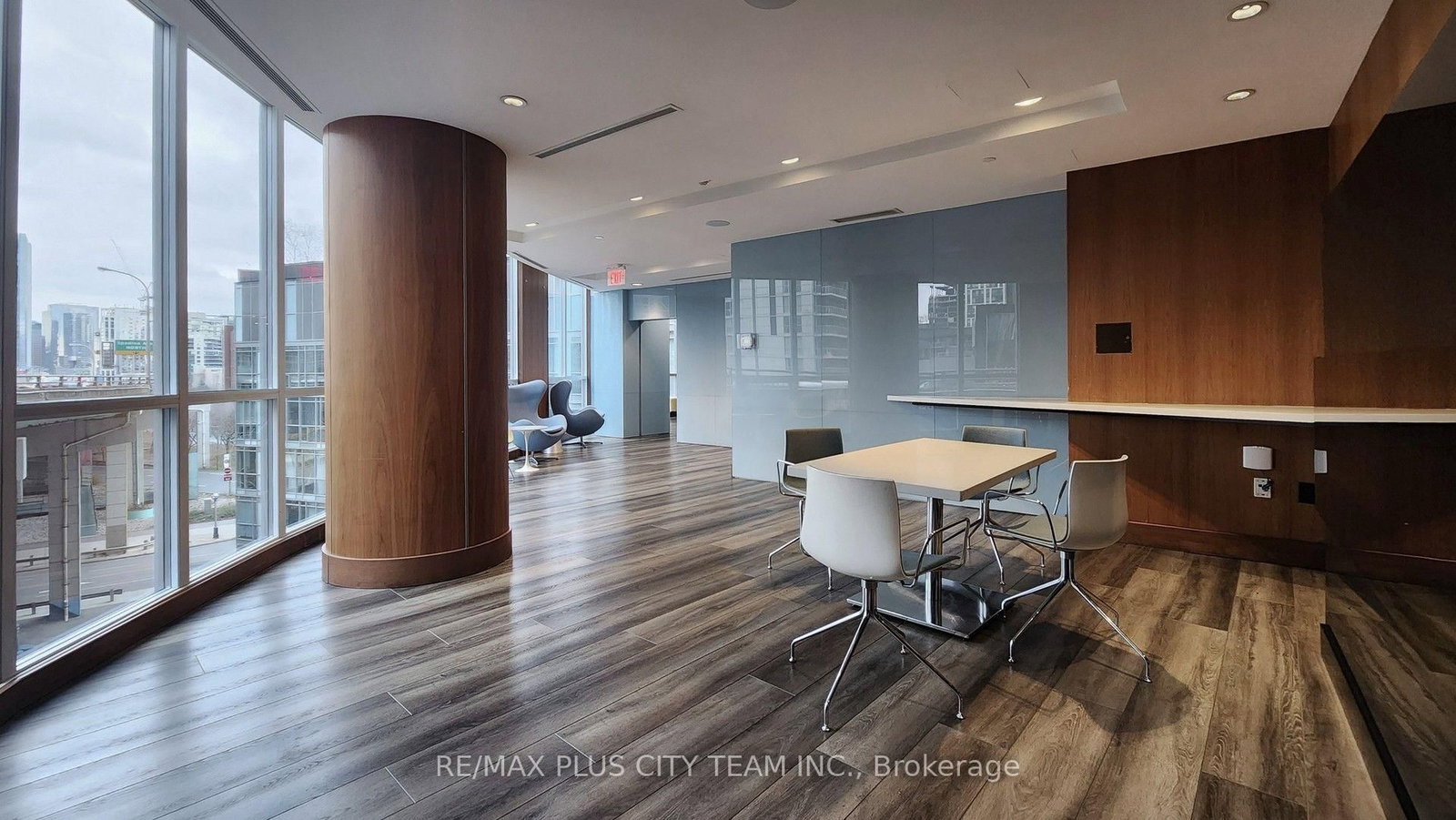 38 Dan Leckie Way • #1103 • Toronto, ON photo 30