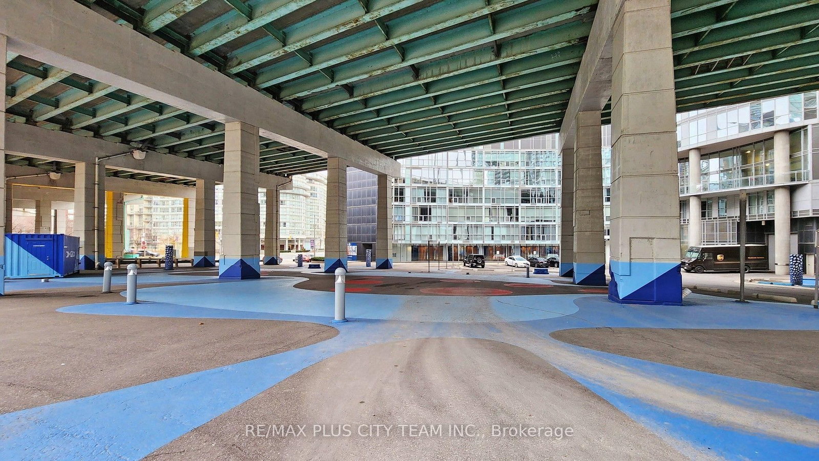 38 Dan Leckie Way • #1103 • Toronto, ON photo 41
