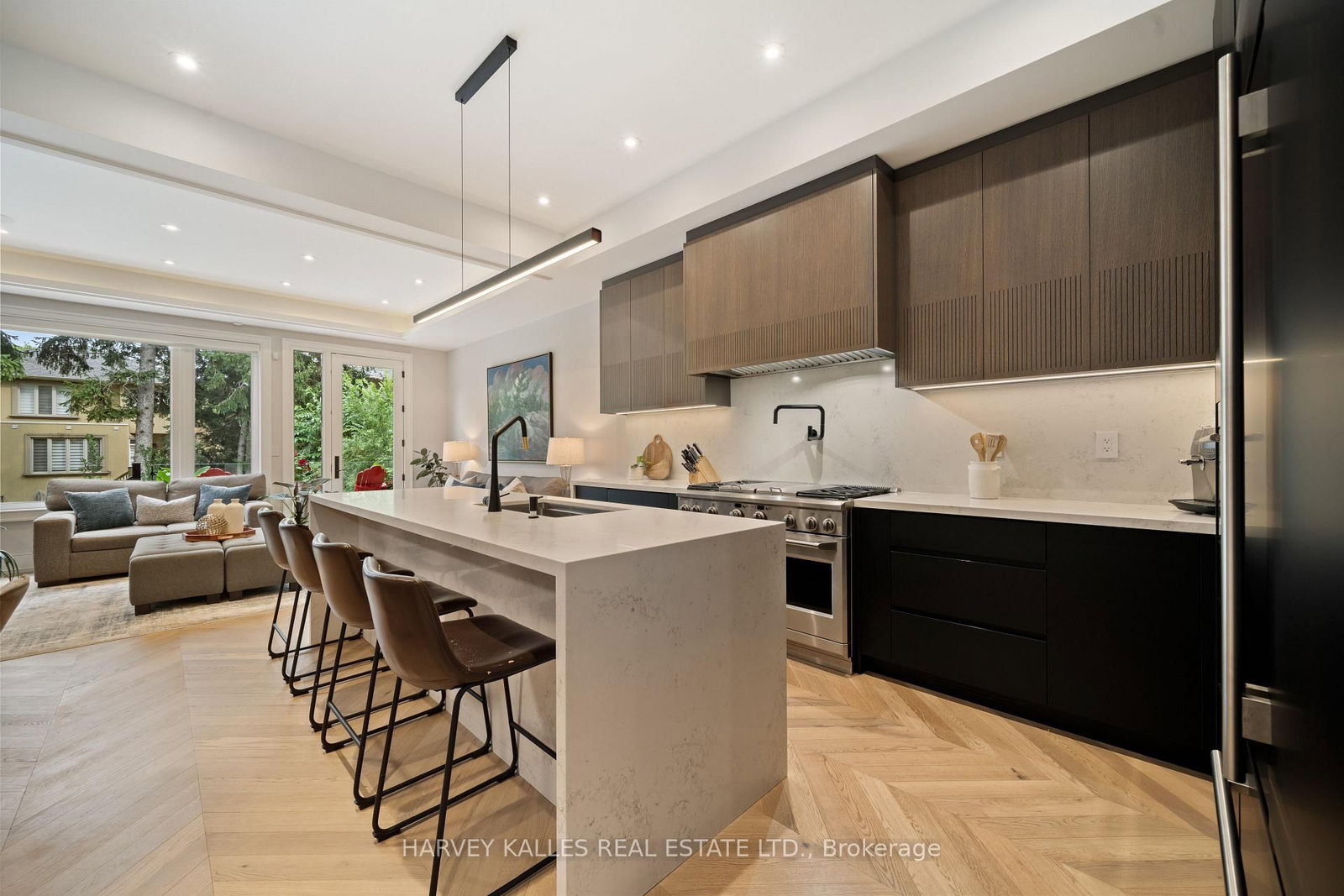 84 Florence Avenue • Toronto, ON photo 14