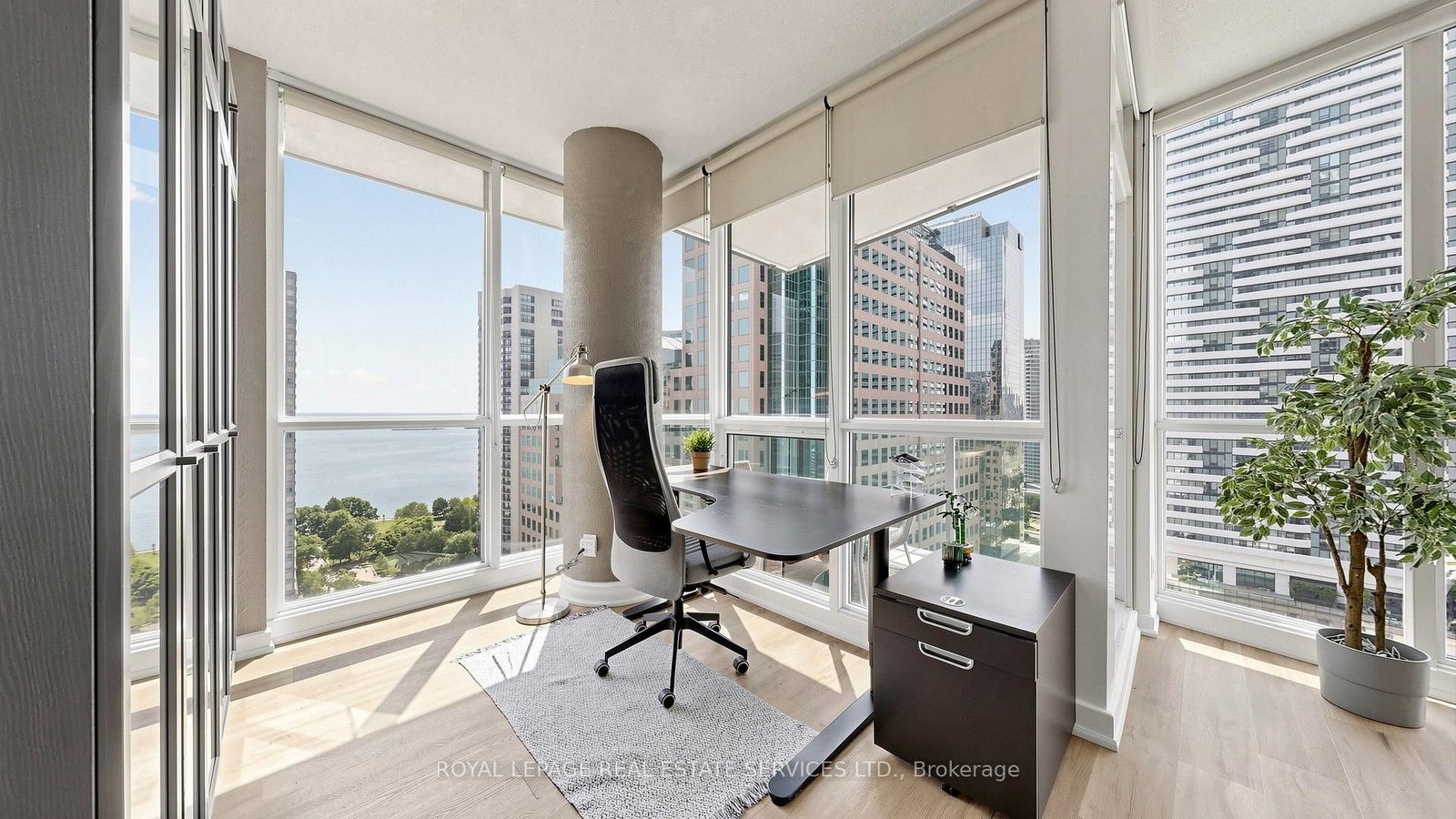 33 Bay Street • #2212 • Toronto, ON photo 17