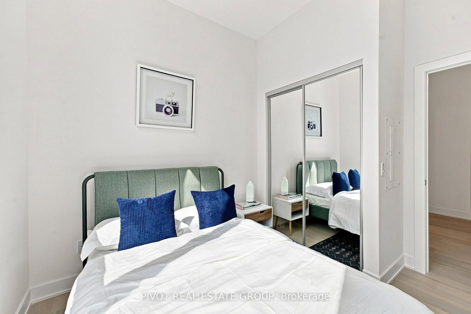 15 Mercer Street • #4502 • Toronto, ON photo 11