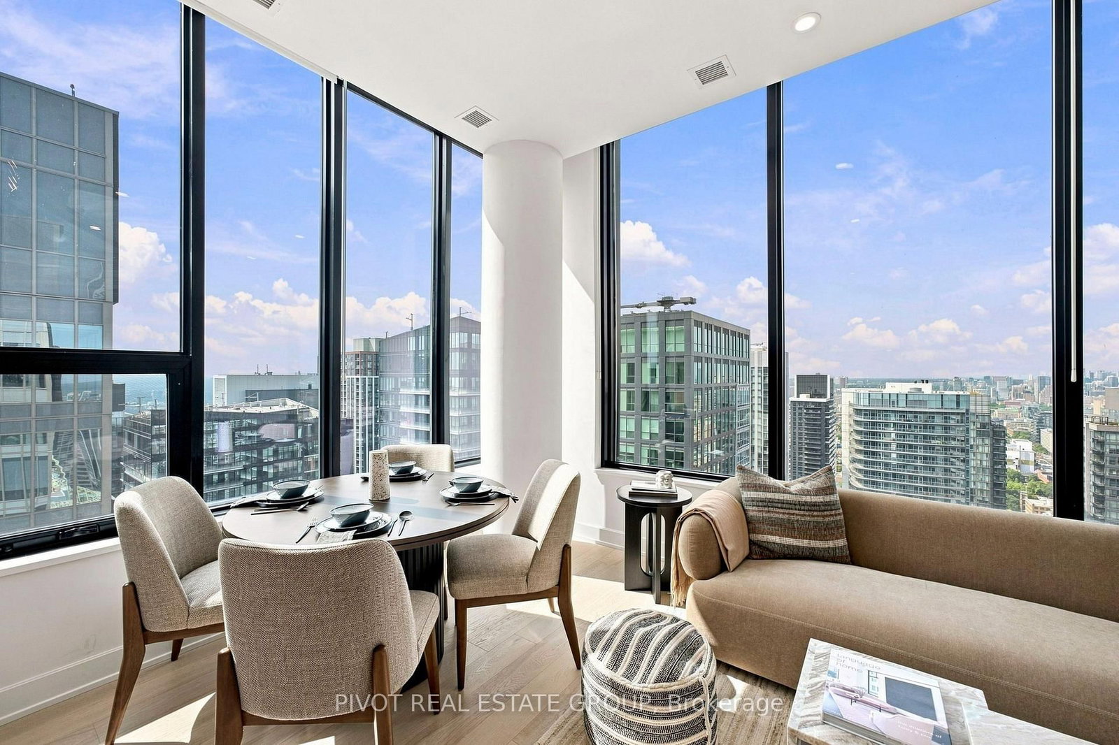 15 Mercer Street • #4502 • Toronto, ON photo 19