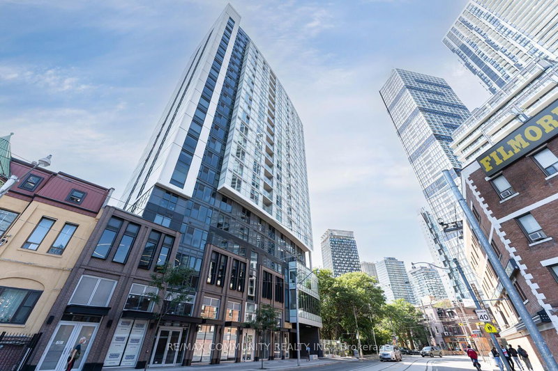 501 - 219 Dundas Street E