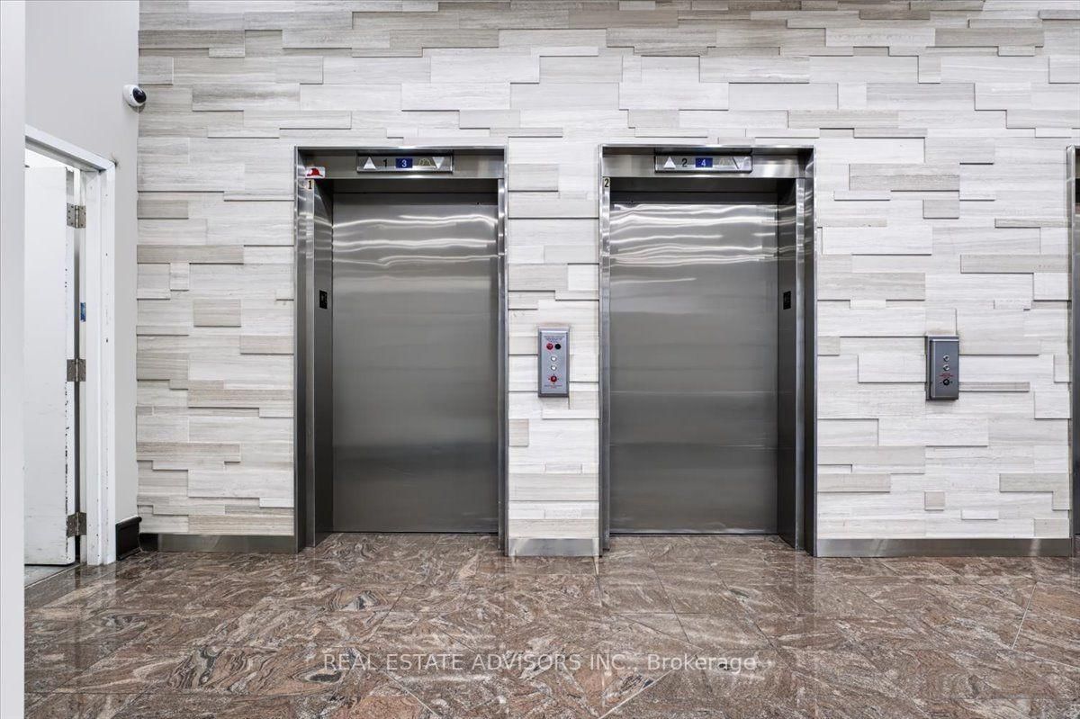 21 Overlea Boulevard • #Ph#07 • Toronto, ON photo 20
