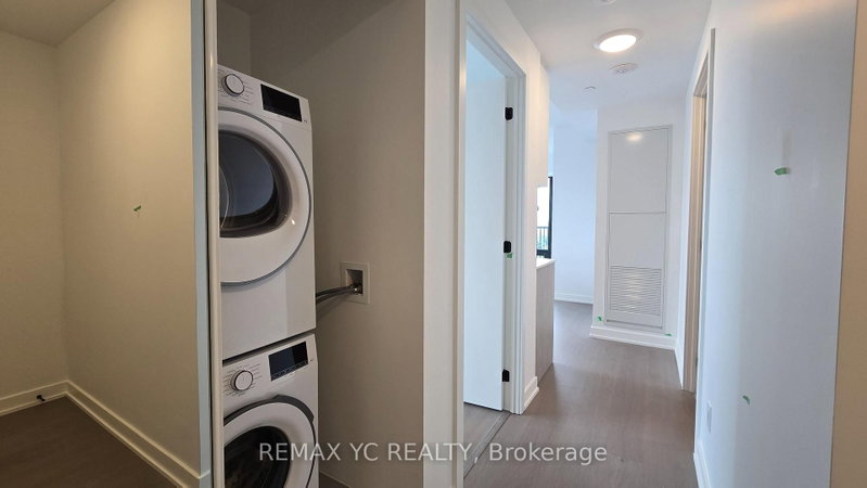 1618 - 89 Montclair Avenue