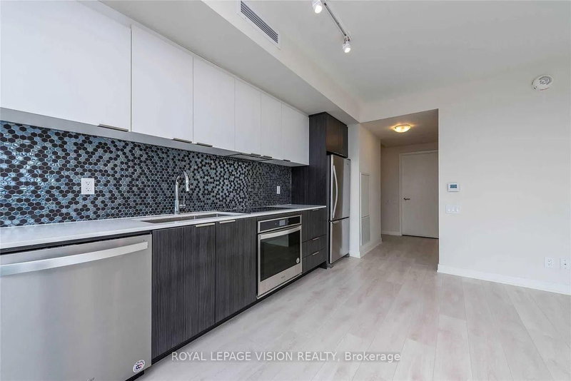 2708 - 2 Sonic Way