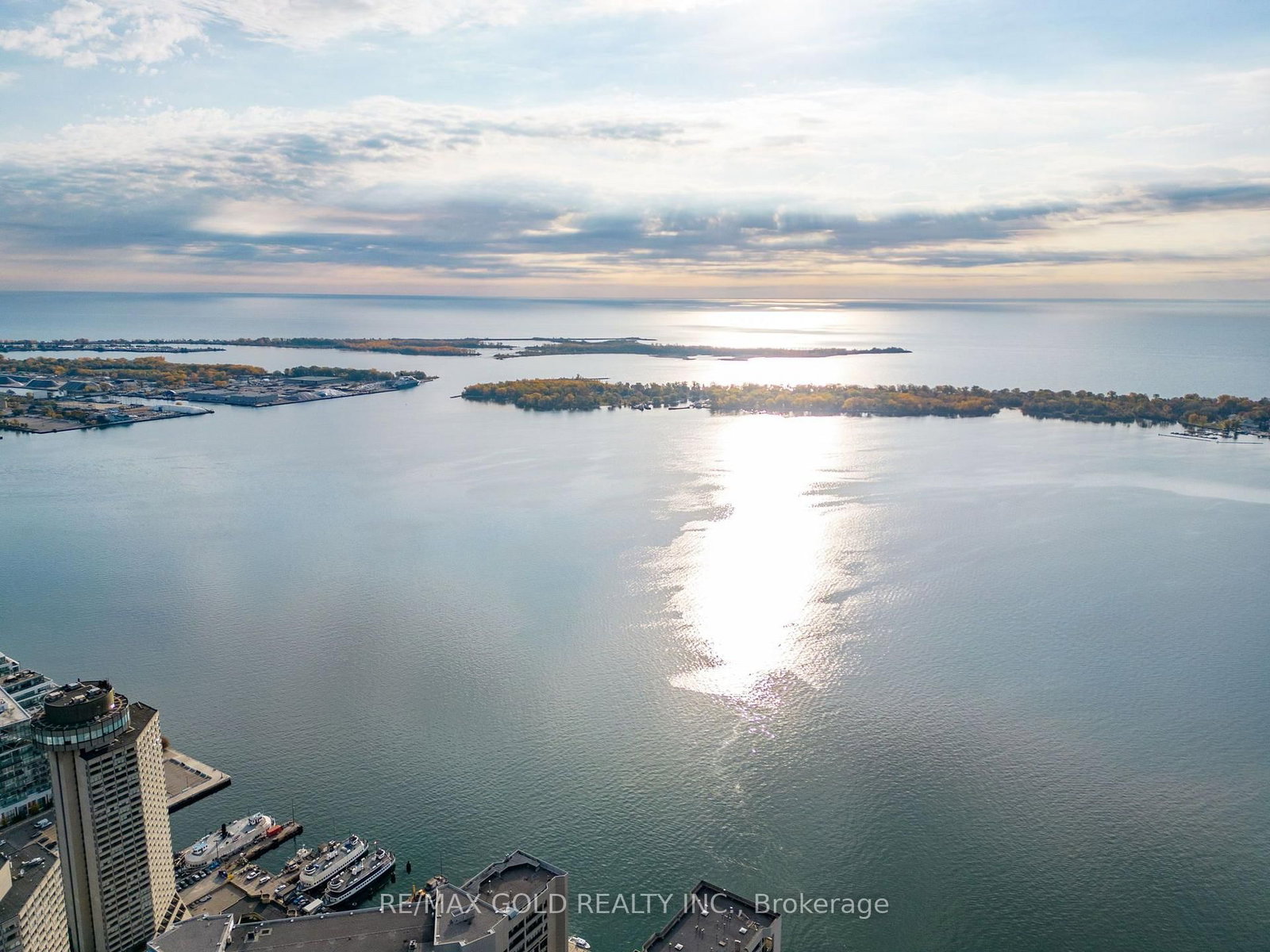 100 Harbour Street • #1202 • Toronto, ON photo 34