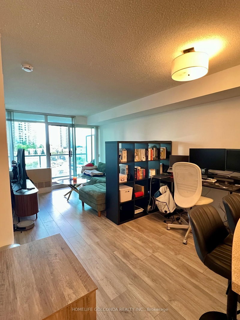 506 - 5508 Yonge Street