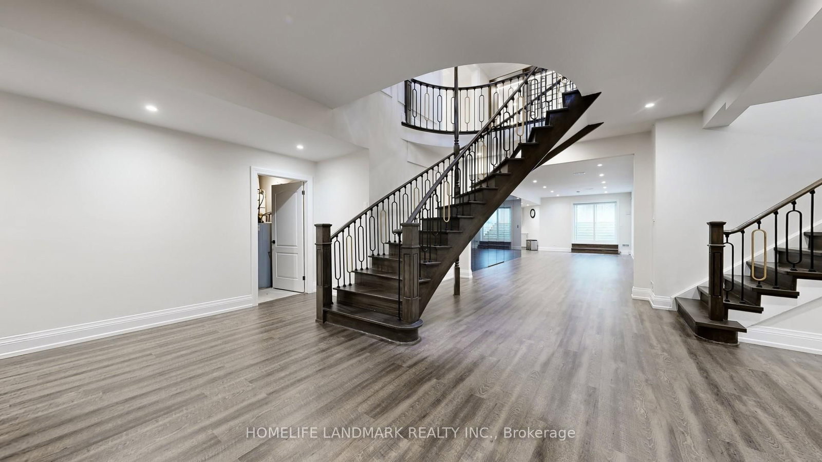 20 Blaine Drive • Toronto, ON photo 36