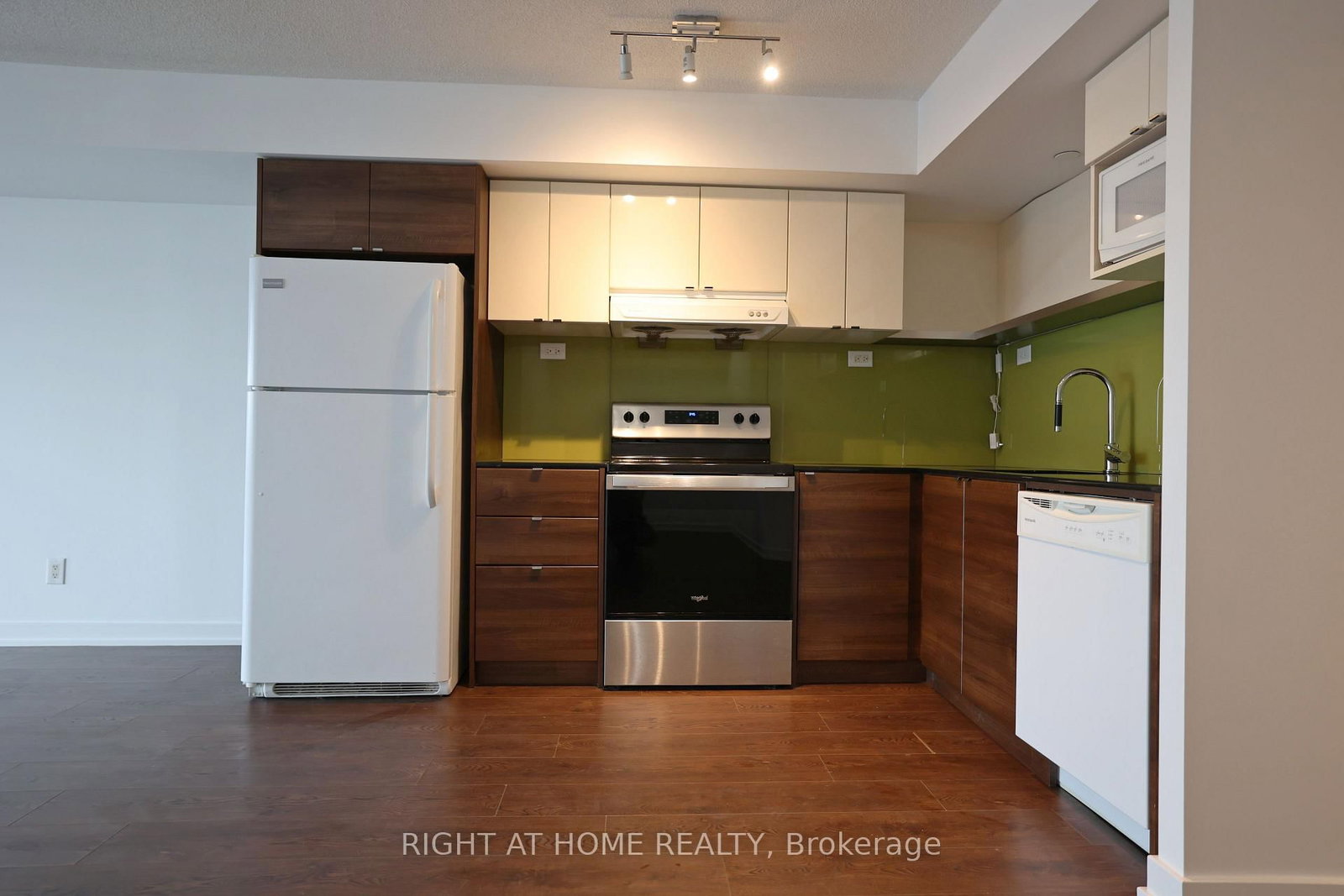 308 - 72 esther shiner Boulevard, Toronto 4